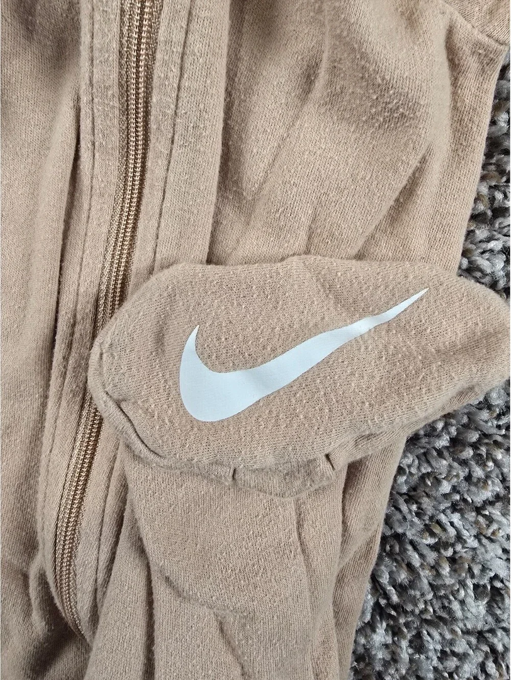 Nike Infant Zip-Front Footed One-Piece Baby Sz 6M Unisex Beige